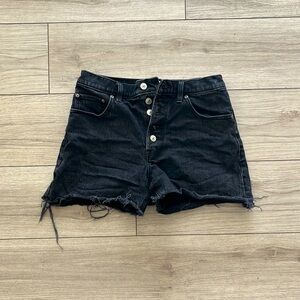 Abercrombie & Fitch High Rise 4” Mom Short